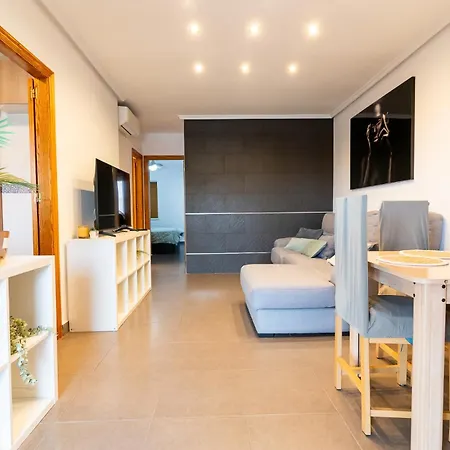 Rentafive - Piscina - Terraza - Aa