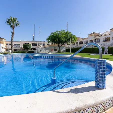 Rentafive Piscina Terraza Aa