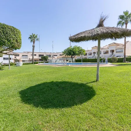 Rentafive Piscina Terraza Aa
